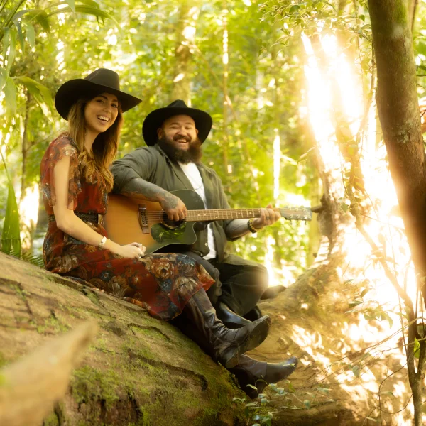 GEORGIA SCARLETT & JOEL SPENCE